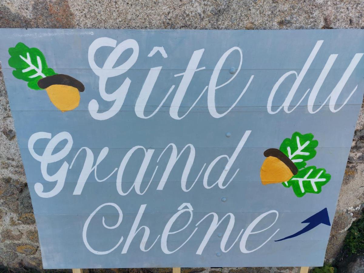 Gite Du Grand Chene Saint-Leger-Magnazeix Екстер'єр фото